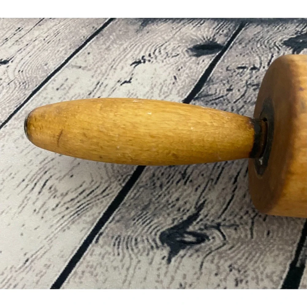 Vintage‎ 10.5' Wooden Rolling Pin Primitive Country Farmhouse Decor for Kitchen